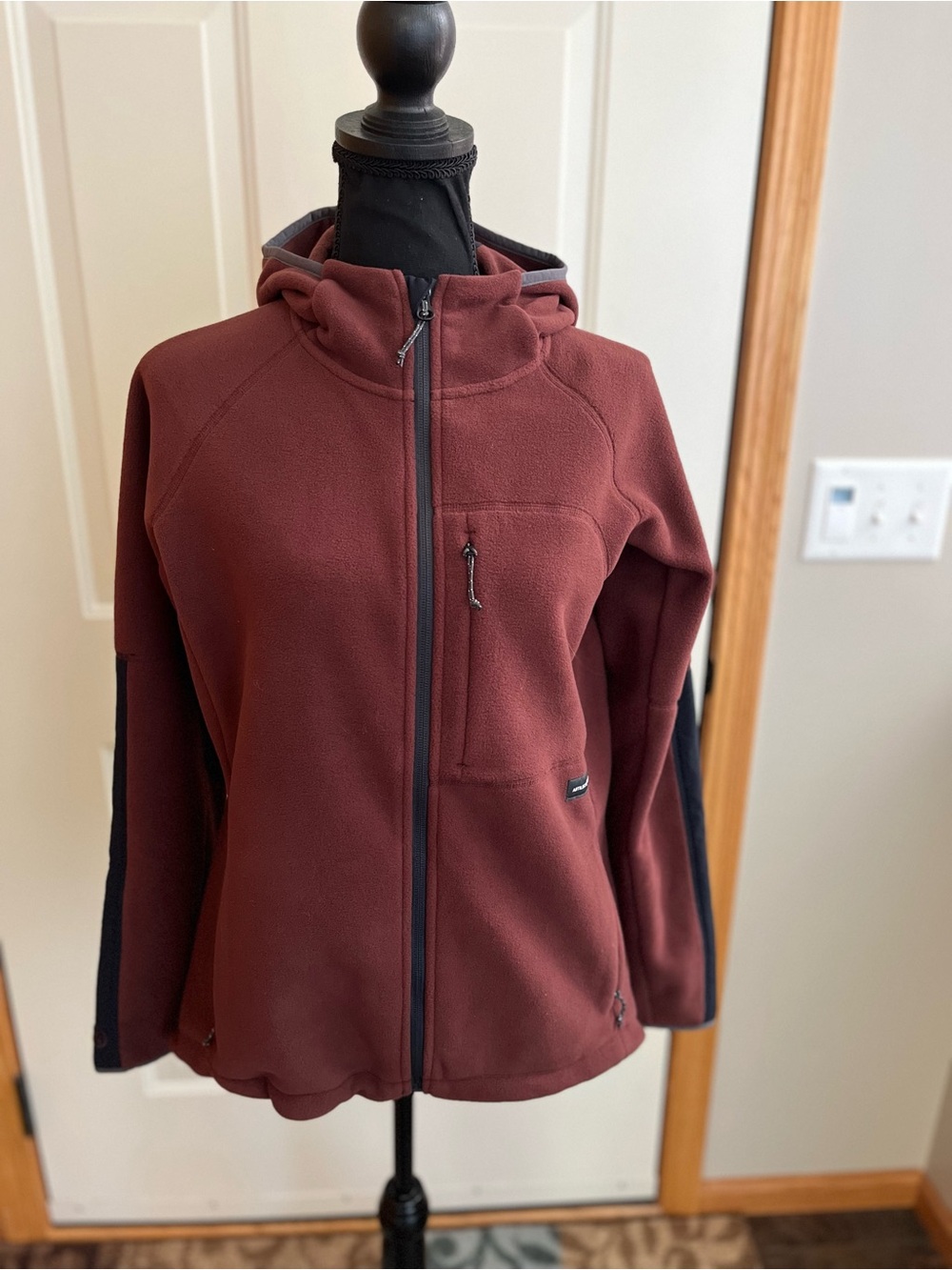 New Women’s Artilect Supermoon Bio full front zipper brown black hoodie. Medium
